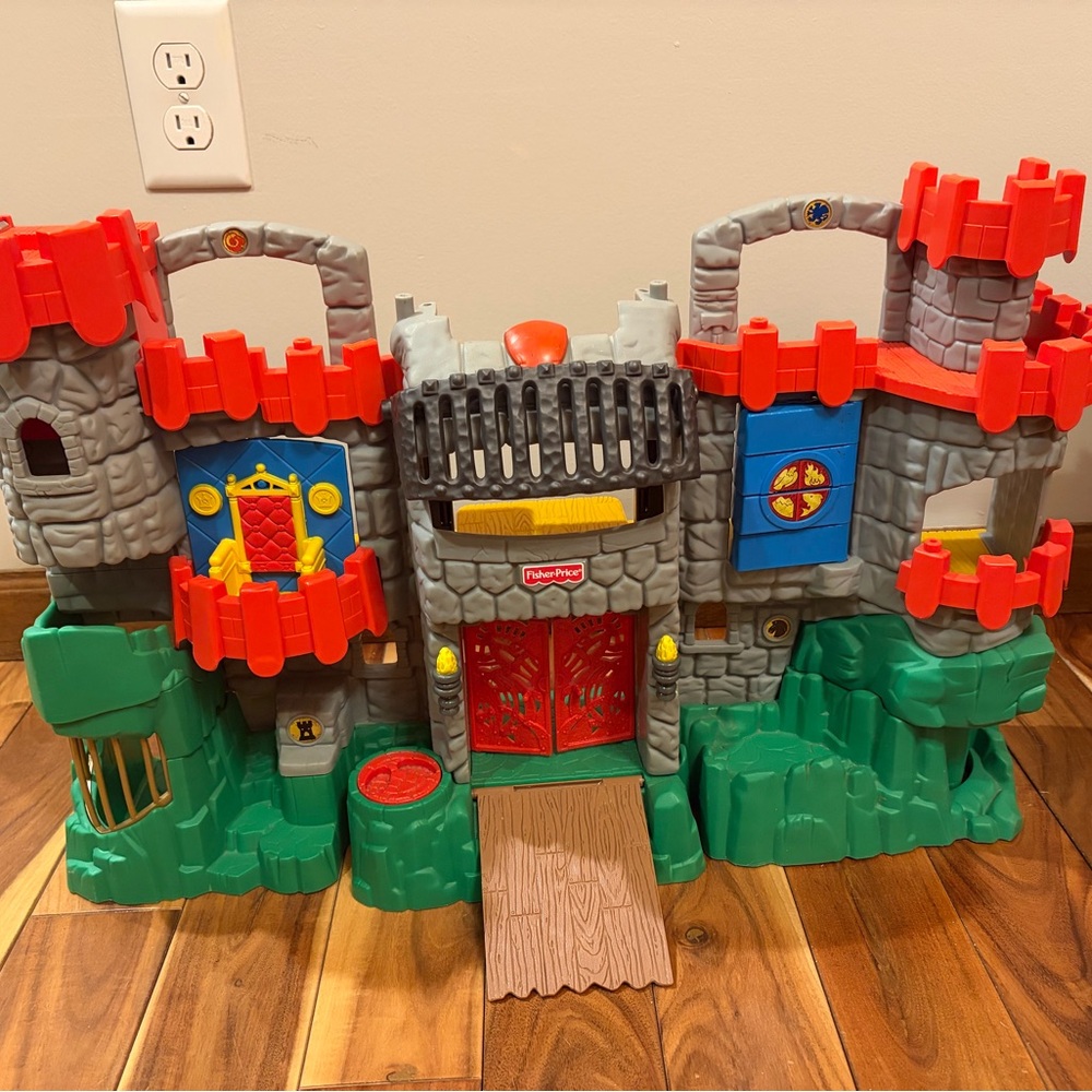 Great Adventures Fold & Carry Castle Playset Fisher Price 2005 Imaginext